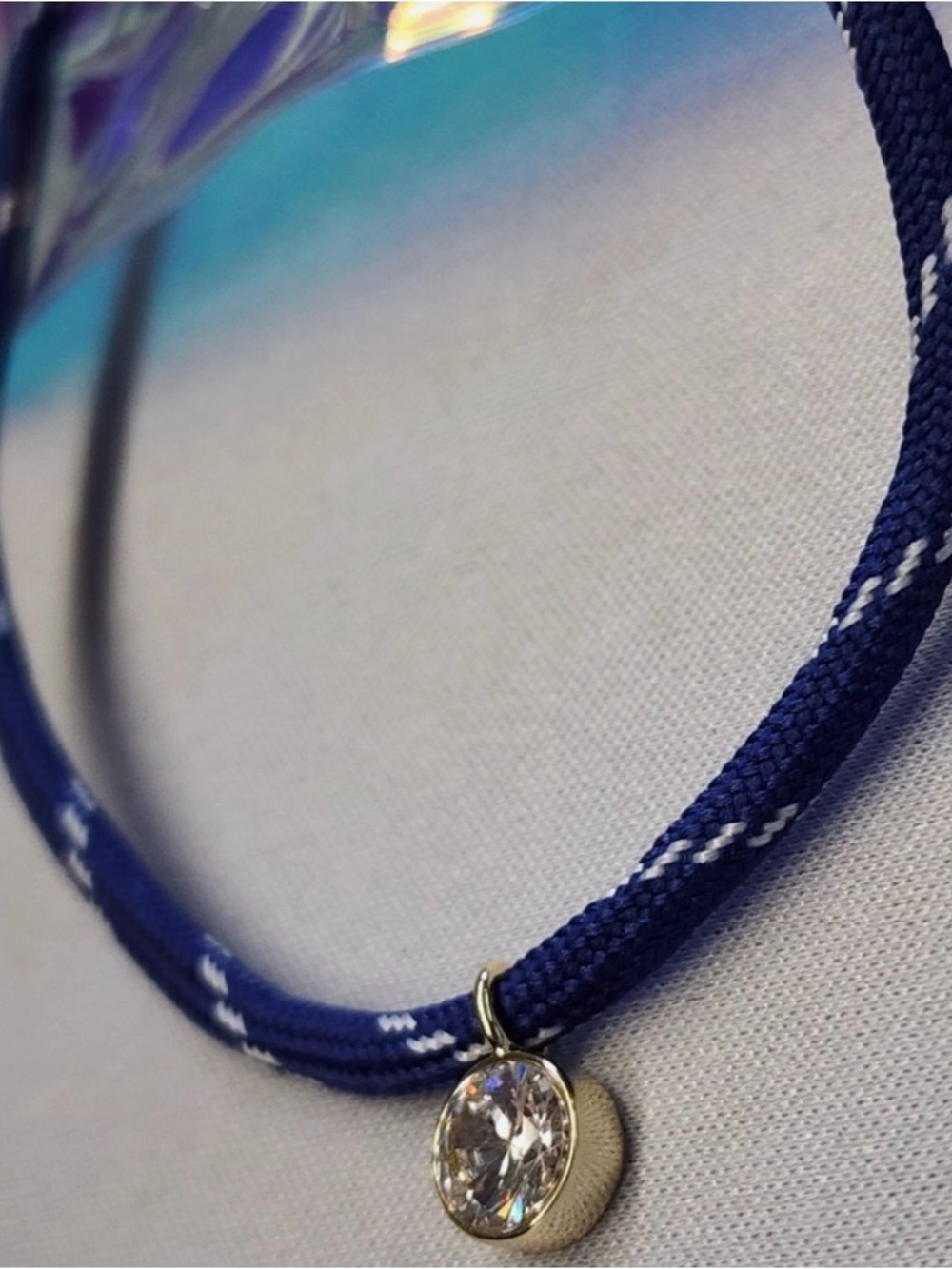 Electric picks! ⚡️ blue necklace